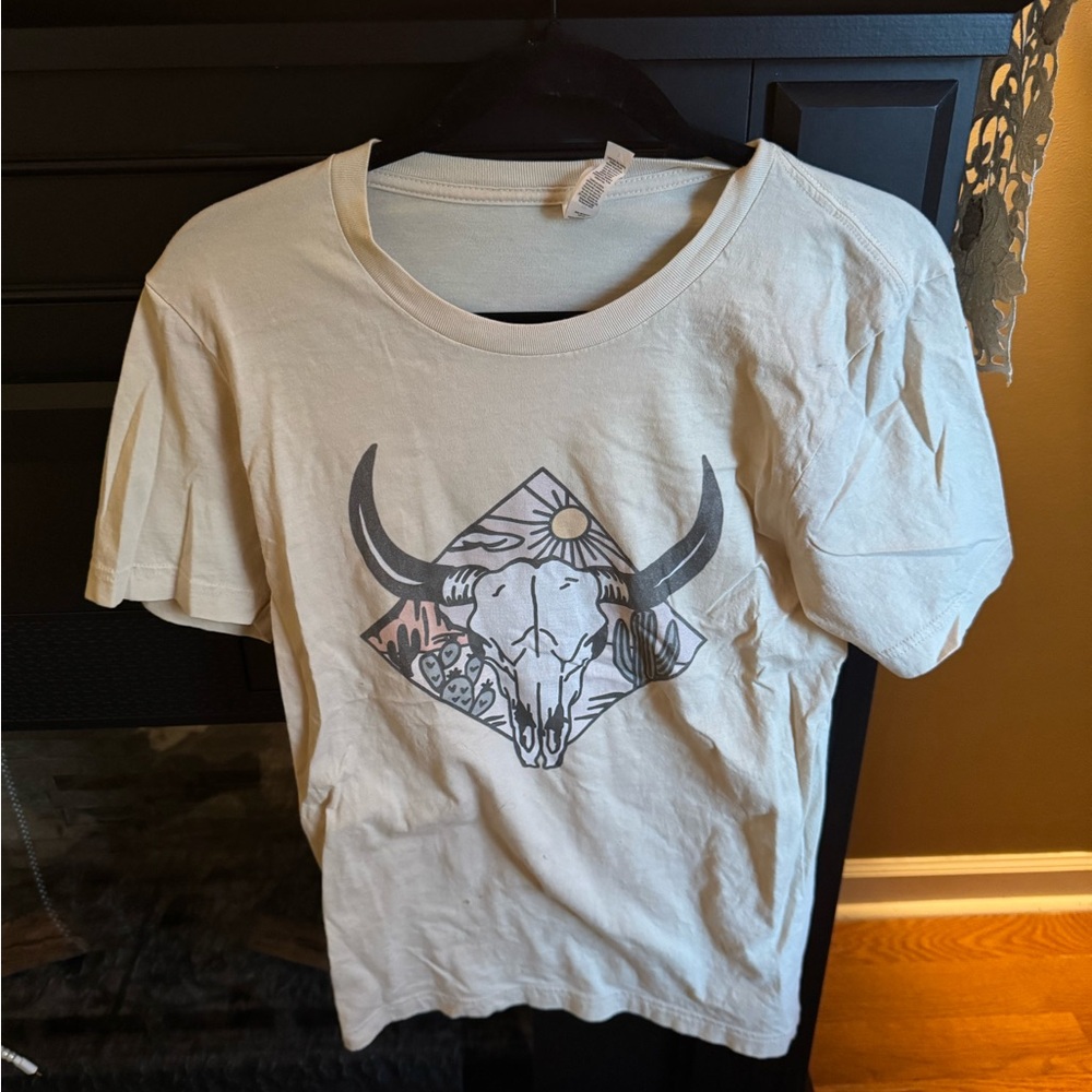 Tee shirt